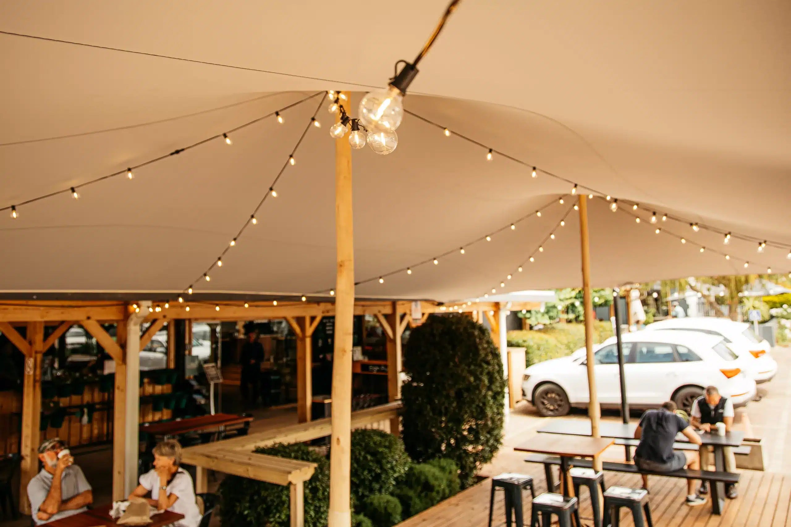 Everything you need to know about hanging String Lights - Stellar Lighting