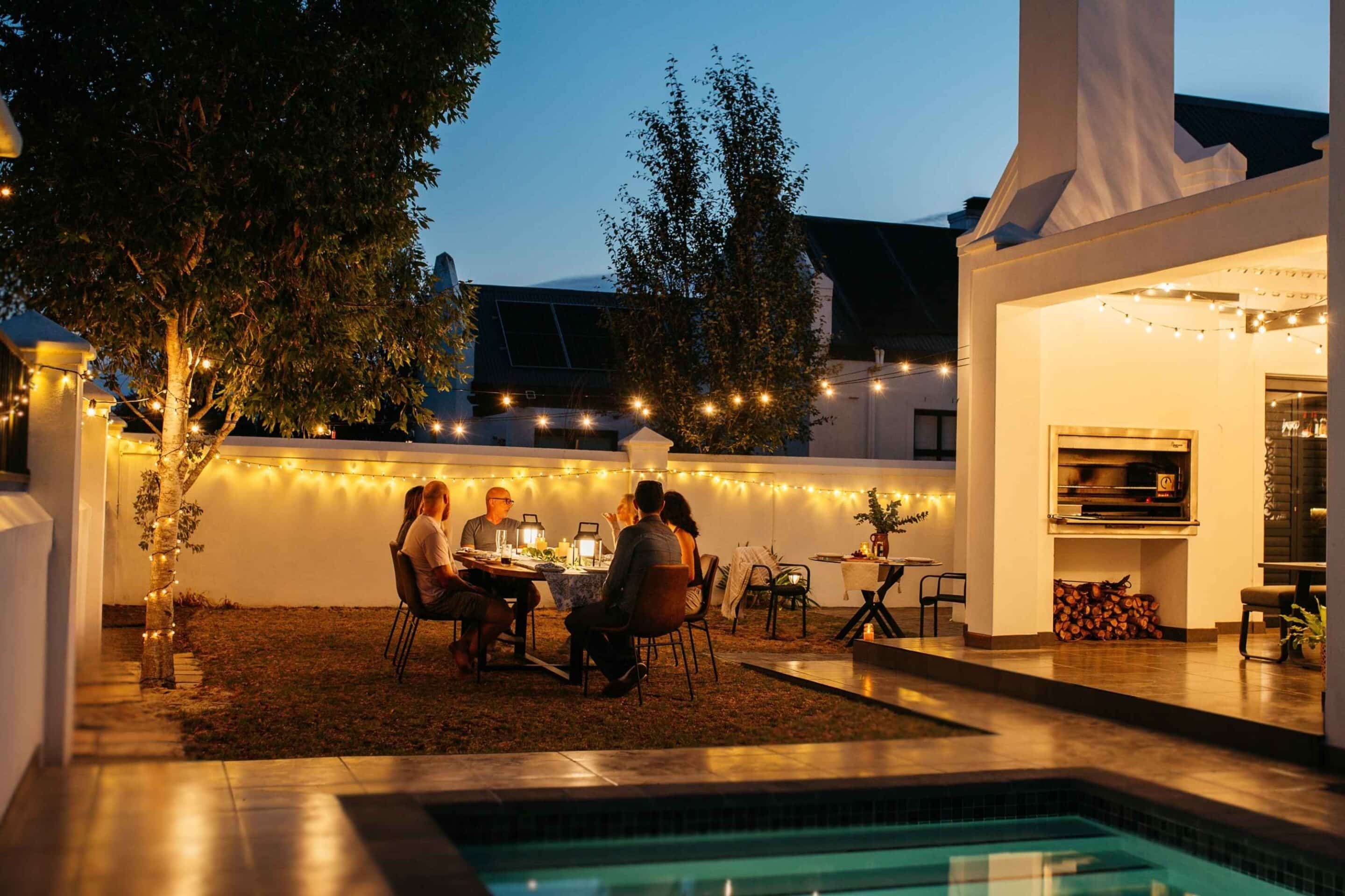 How To Create Slow, Cozy Autumn Evenings Outdoors You’ll Love - Stellar Lighting
