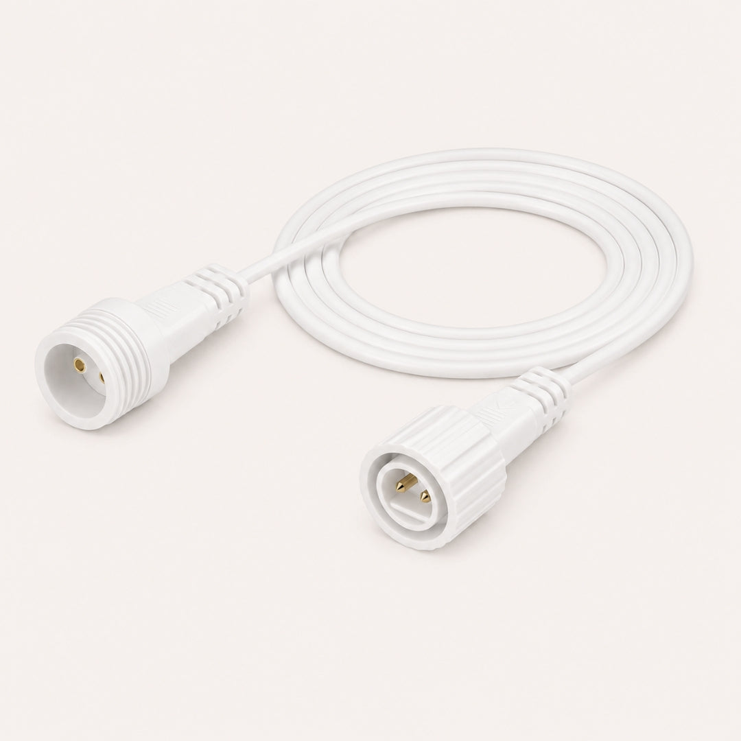 A 4m extension kit laid out on a light beige background, including a spool of 4m black cable.