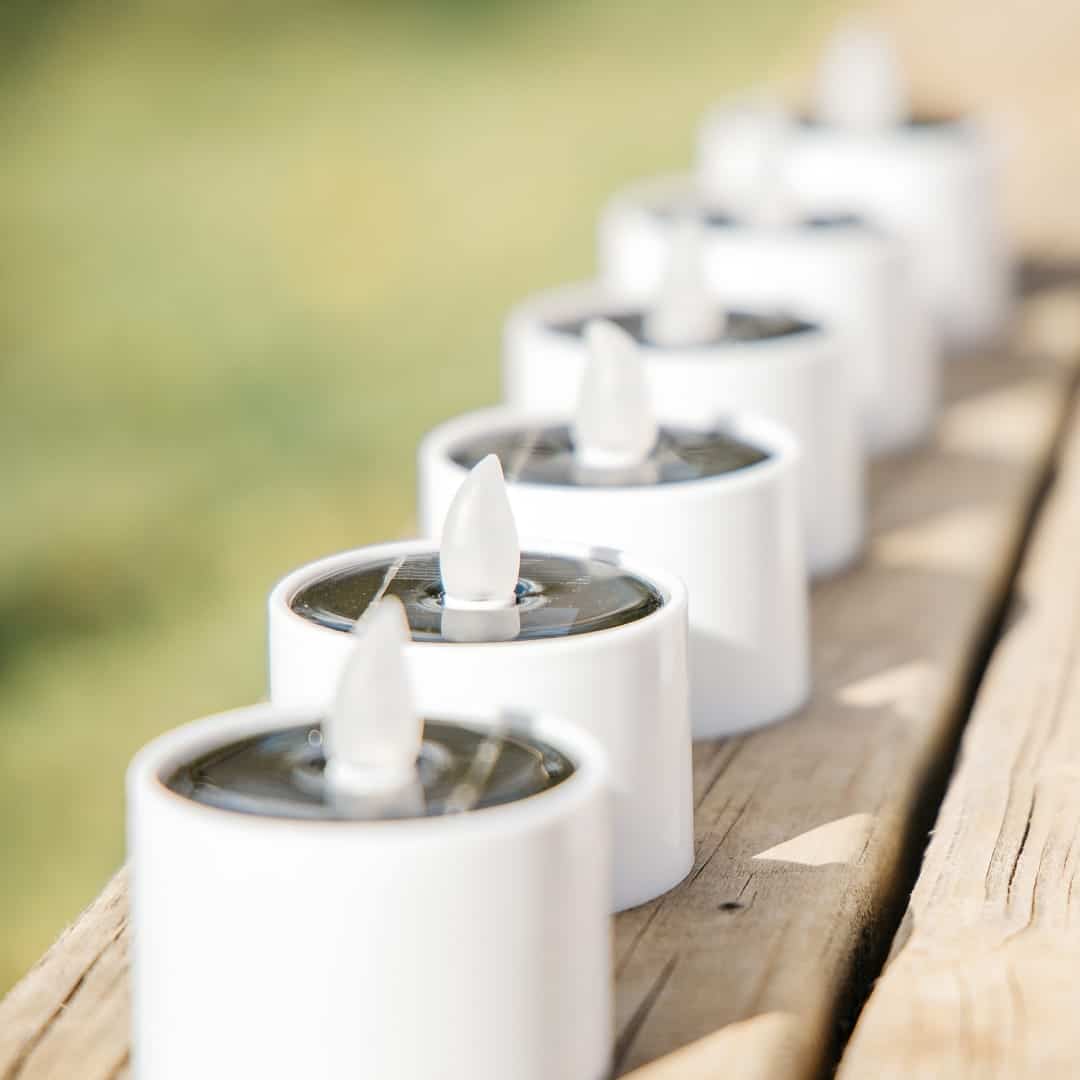 Six-pack of Weatherproof solar tea light candles